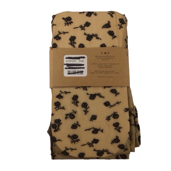 NWT Urban Outfitters Ditsy Floral Sheer Tights Size: S/M - Picture 3 of 3